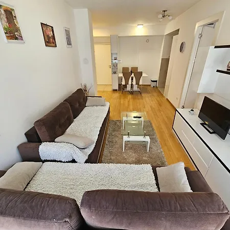 S&m Apartament *